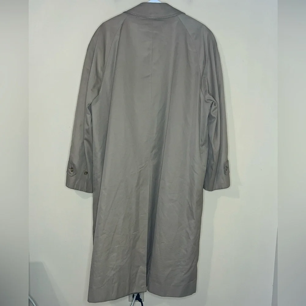 Vintage Burberry’s Trench Coat Wool Nova Check Lining Tan men’s 44